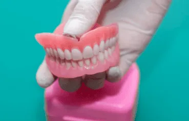 Protético dentário