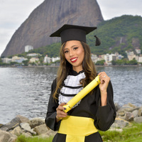Imagem de perfil: Adriana Lourenço