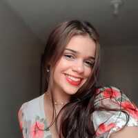 Imagem de perfil: Lívia Silva
