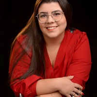 Imagem de perfil: Júlia Firmiano