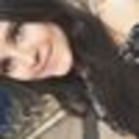 Imagem de perfil: Lara Teixeira
